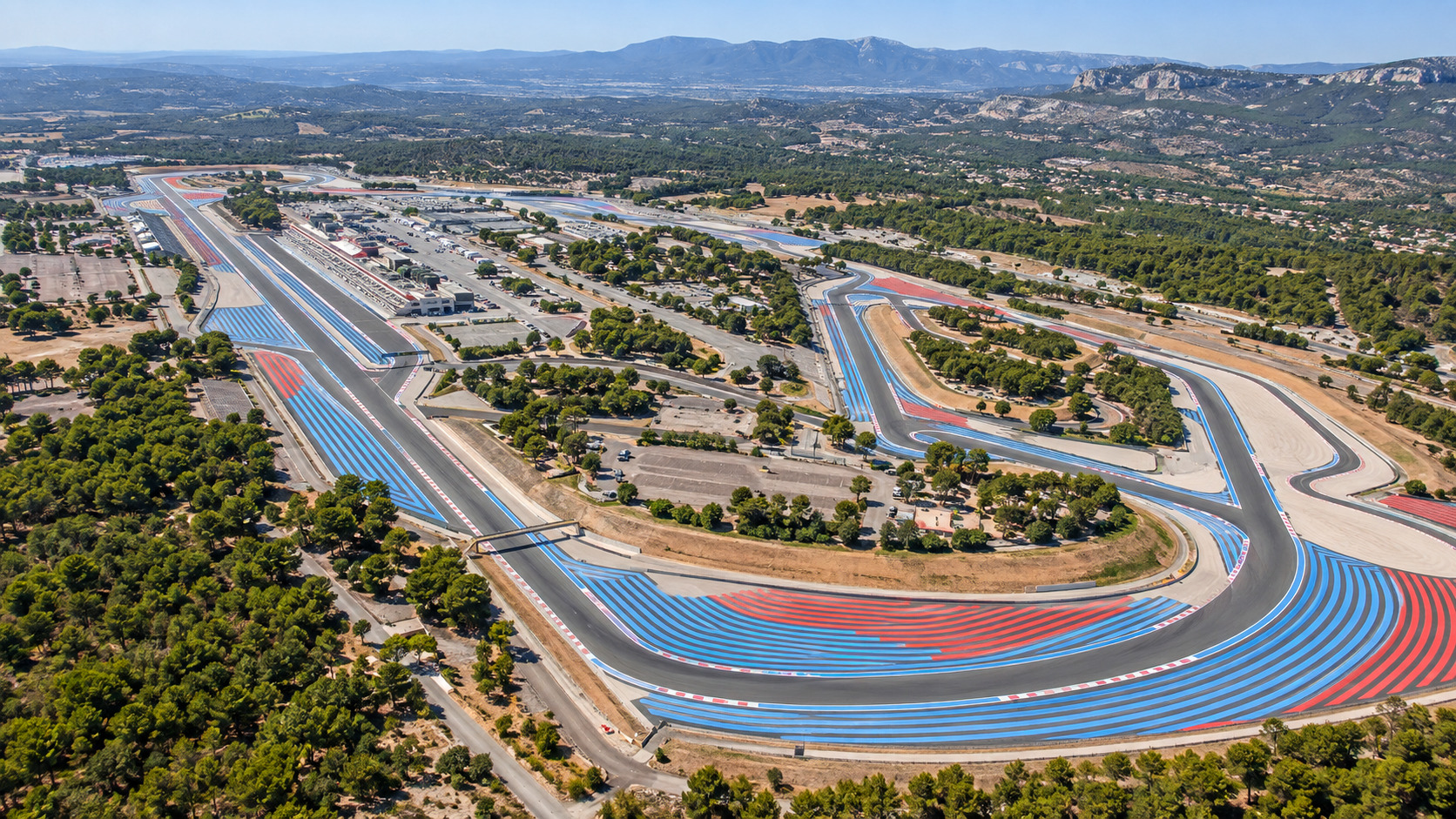 Circuit Paul Ricard, zones de dégagement bleues et rouges